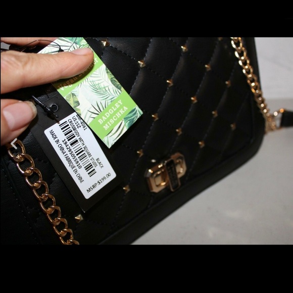 NWT BADGLEY MISCHKA CROSSBODY W/Gold STUDS. - Picture 8 of 8